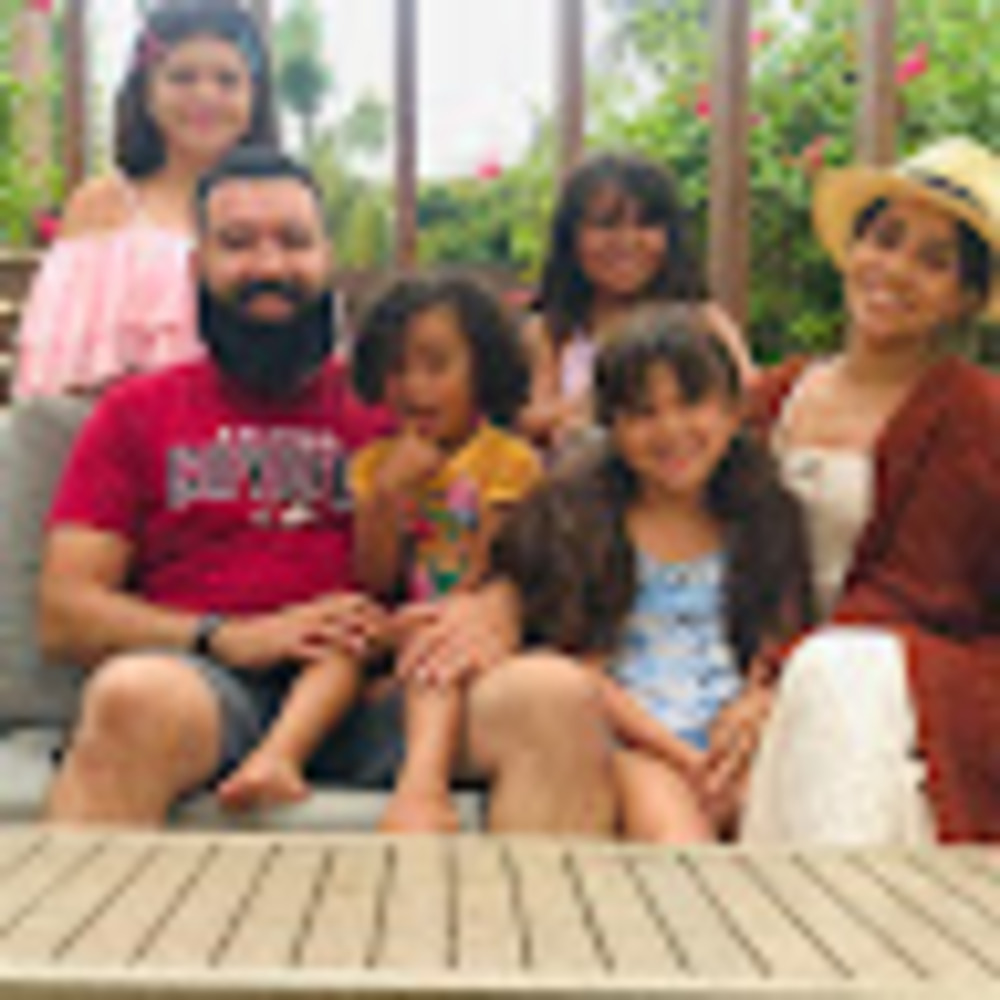 Meet your Posher, Amaro